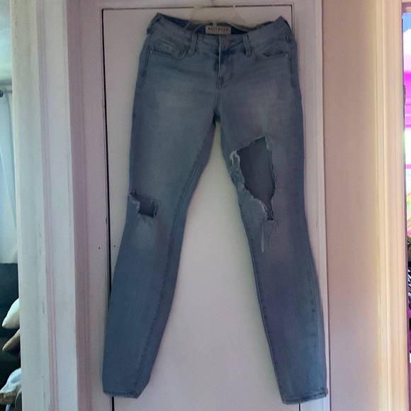 Bullhead jeans, excellent condition - Picture 1 of 2